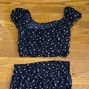 selling two piece, tight top with matching maxi skirt. maxi skirt has slit!